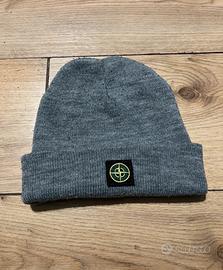 Berretto stone island