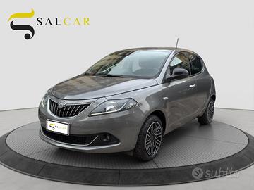 Lancia Ypsilon 1.0 firefly 70cv hybrid Gold 2023