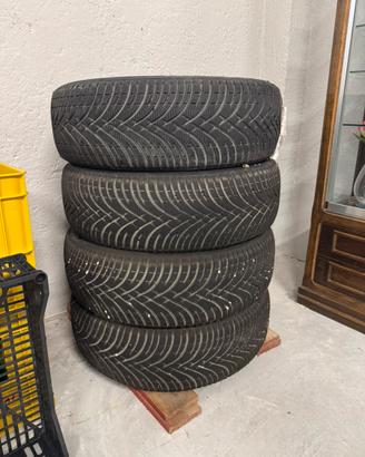 Gomme kleber 215/60 R17