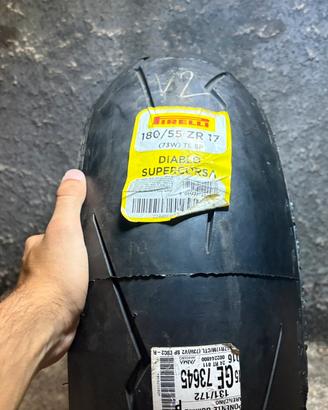 PIRELLI DIABLO SUPERCORSA NUOVA MA DATATA