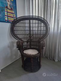 Set Vintage Anni '70: Poltrona Pavone  + 4 sedie 
