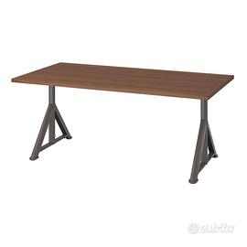 Scrivania IKEA 160x80. Già smontata. Smart working