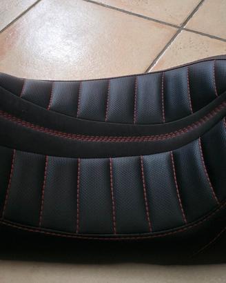 Sella monoposto Harley davidson touring anno 2008 