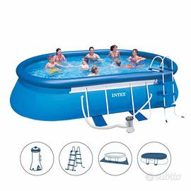 Piscina Intex ovale