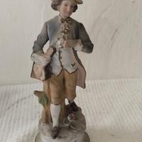 statuina in porcellana di Capodimonte biscuit