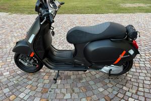 Vespa gts 300