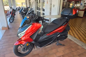 Honda Forza 350 DELUXE ANTIFURTO IN PROMO !!!