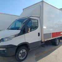 IVECO 35C12