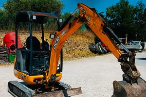 Mini escavatore JCB 8018