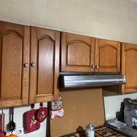 Pensili da cicina in legno noce  marca scavolini .