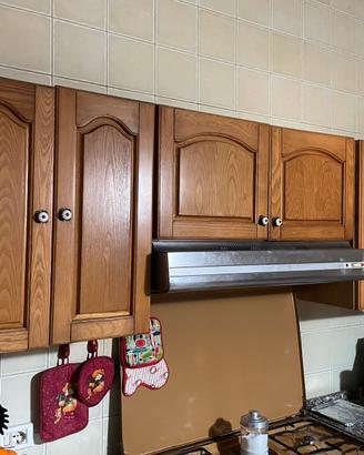 Cucina completa di cappa in noce  marca scavolini