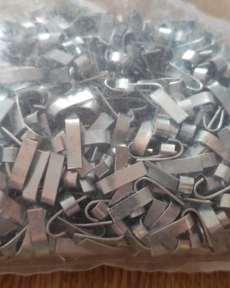 ganci voliere