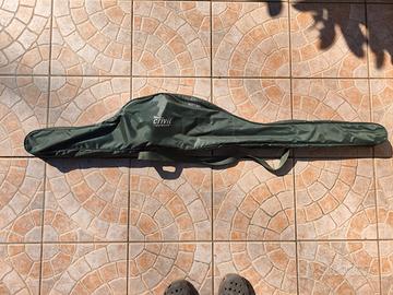 Mulinello,canna da pesca e custodia