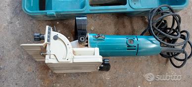 Fresatrice Makita 3901