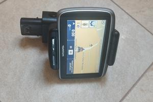 Navigatore TOMTOM con supporto Fiat