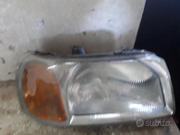FARO ANTERIORE DESTRO LAND ROVER Freelander 1° Se