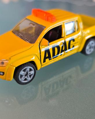Siku VW Amarok TDI "ADAC".
