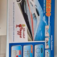 trenino elettrico con pista circolare 