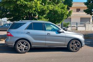 ML 250 4MATIC SPORT