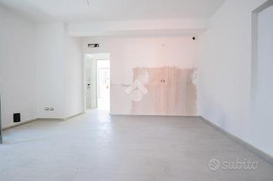 3 LOCALI A FONTE NUOVA