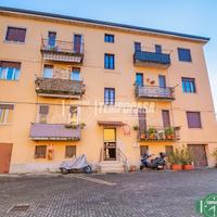 BILOCALE IN CENTRO CON SOLAIO E BOX