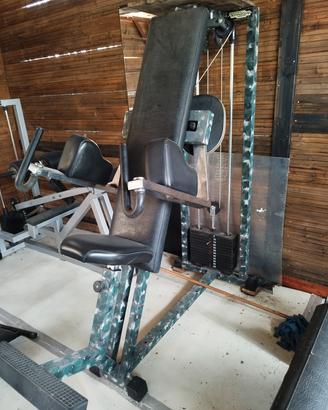 delts machine