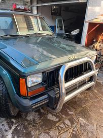 Jeep cherokee xy 4000