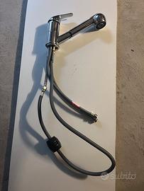 Rubinetto con doccino estraibile