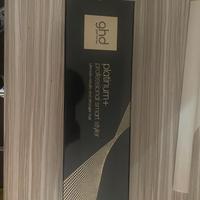 Piastra per capelli GHD Platinum+, nera