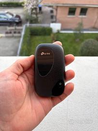 Router 4G TP-Link M7000, Nero, Versione 2024