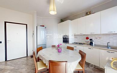 Bilocale panoramico con cantina