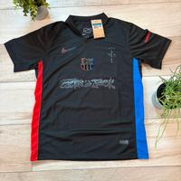 maglietta barcelona x travis scott