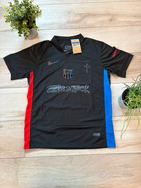 maglietta barcelona x travis scott