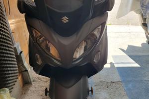 SUZUKI BURGMAN 650 EXECUTIVE