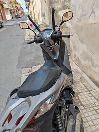 scooter Honda sh 125 ad