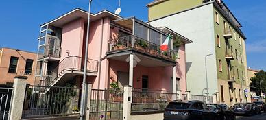 2 LOCALI A VIMODRONE