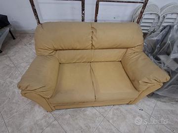 Divano 2 posti color beige