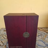 Gran Patron Burdeos cofanetto vuoto