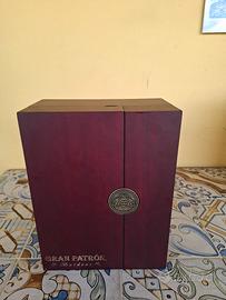Gran Patron Burdeos cofanetto vuoto