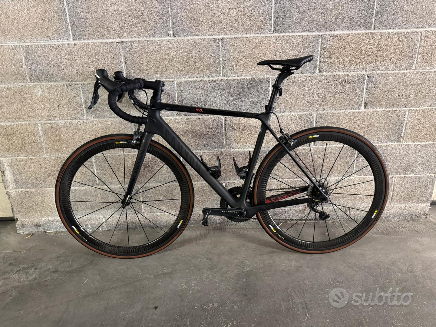 Grand Canyon Cf Slx Brixia Bike Usato Canyon Ultimate CF SLX - Main Image