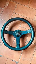 Volante sterzo Momo con mozzo
