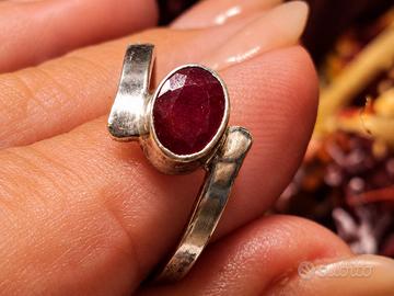 Anello Artigianale Argento 925 e Rubino - Mis. 14