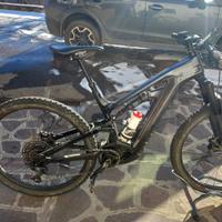 Ebike cannoidale in carbonio usata taglia M