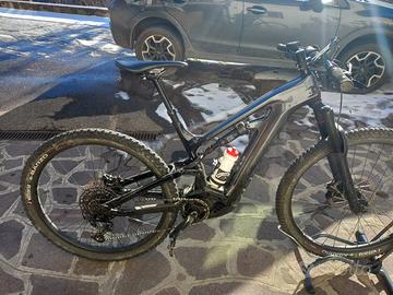 Ebike cannoidale in carbonio usata taglia M