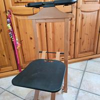 Omino appendiabiti sedia porta oggetti foppapedret