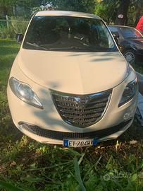Lancia Ypsilon 1.2 benzina & GPL del 2014