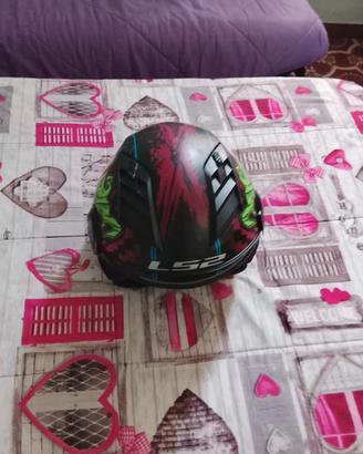 L52 casco