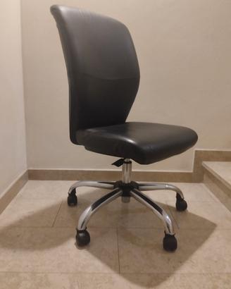 poltrone ufficio pelle nera 