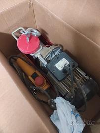 Montacarichi tiratutto 220 volt