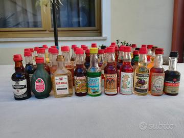 Bottigliette Mignon Liquori Vintage 55 pezzi C - Collezionismo In vendita a  Sud Sardegna
